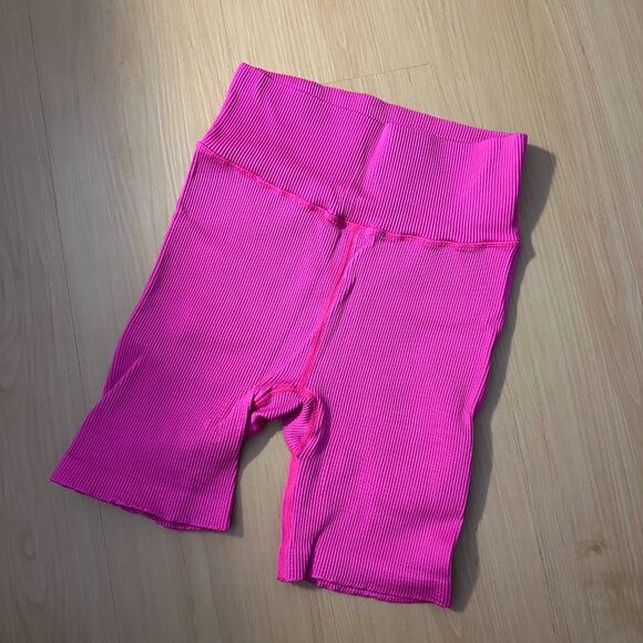 Ribbed Workout Set (Tank + Bike Shorts) - Picture 5 of 7